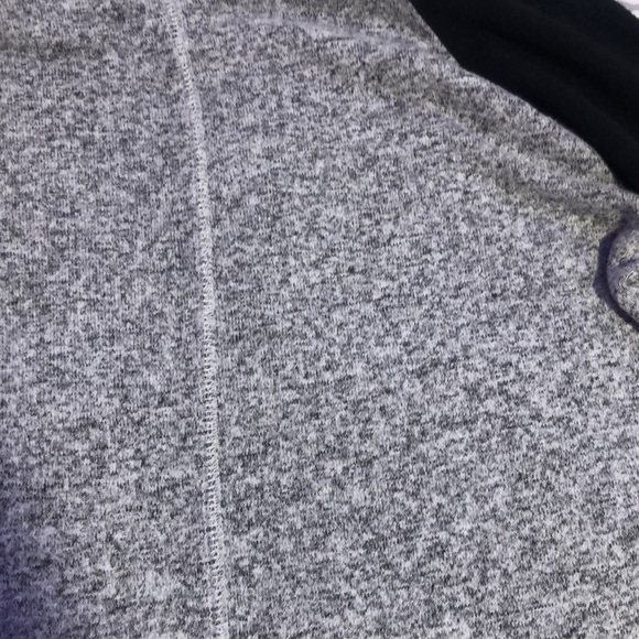 Old Navy Long Sleeve - Picture 5 of 5